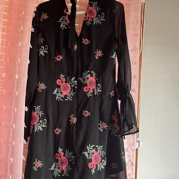 Lulus dress - Picture 4 of 4